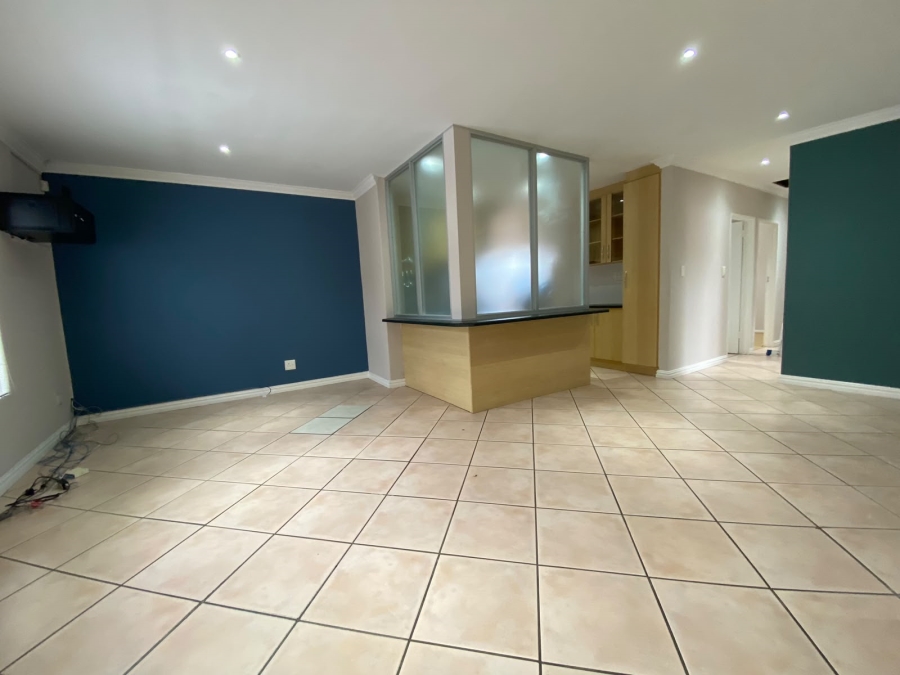 To Let 3 Bedroom Property for Rent in Parklands Western Cape